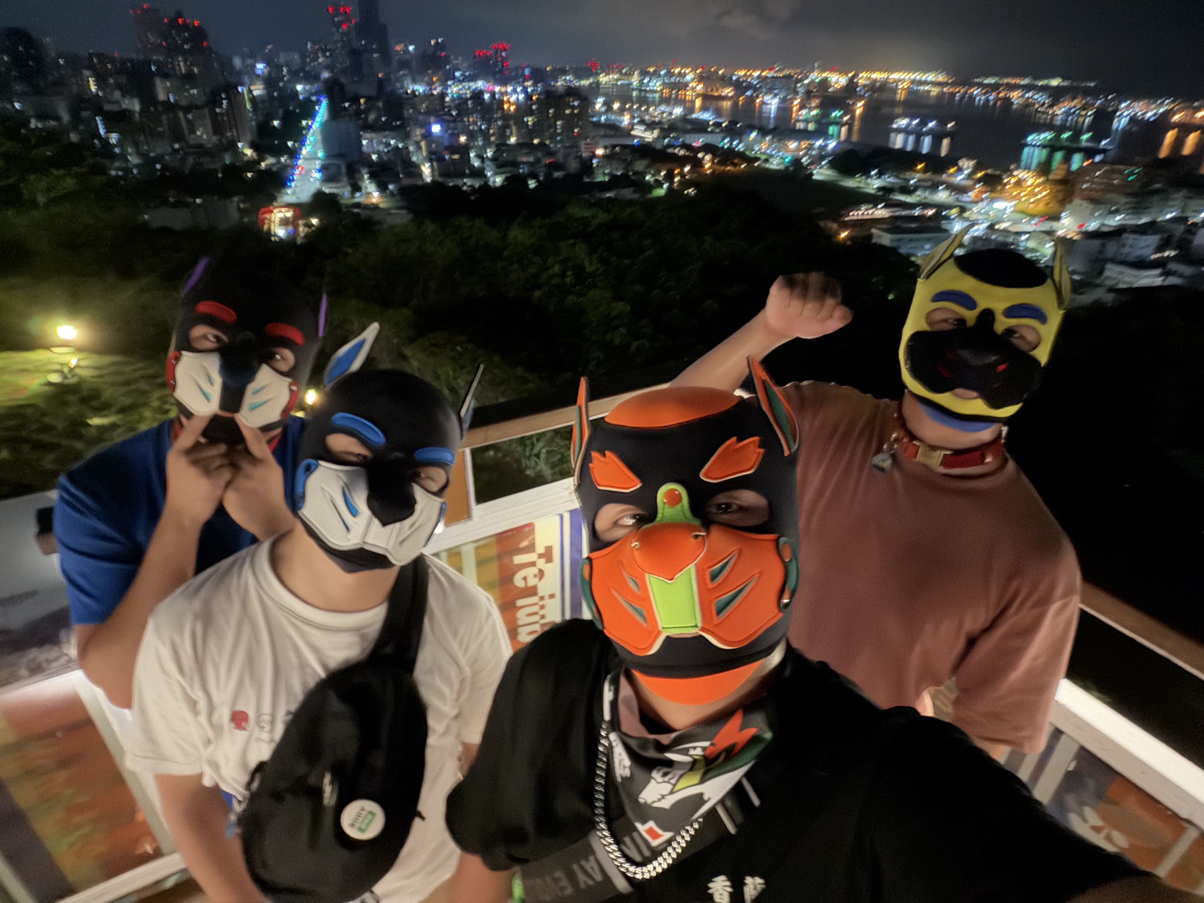 深夜放縱